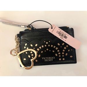 BRAND NEW VICTORIA’s SECRET CARDCASE 💕